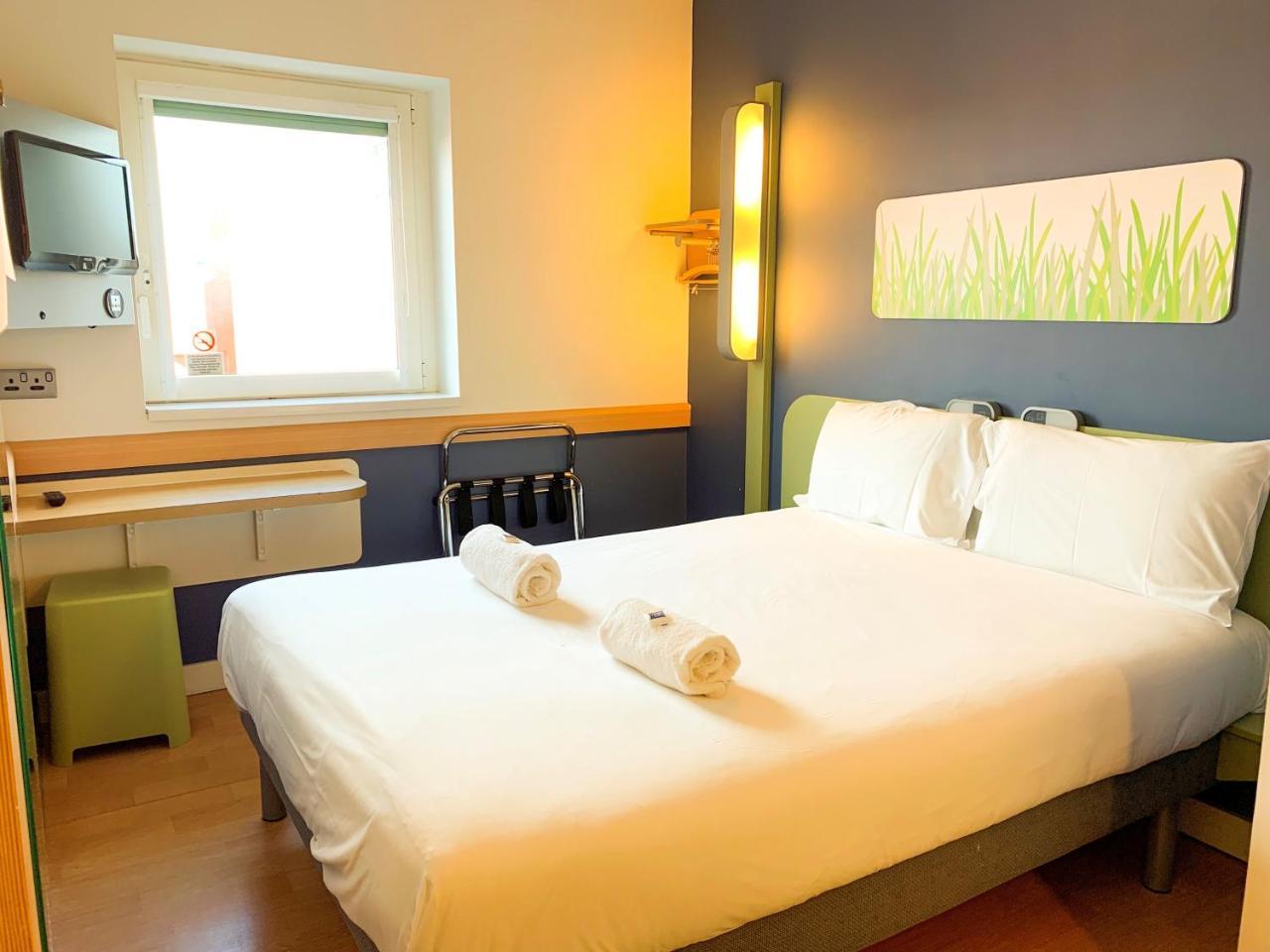 Hotel Etap Hotel Belfast 3*